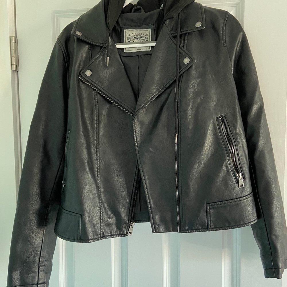 Leather jacket - Picture 2 of 4